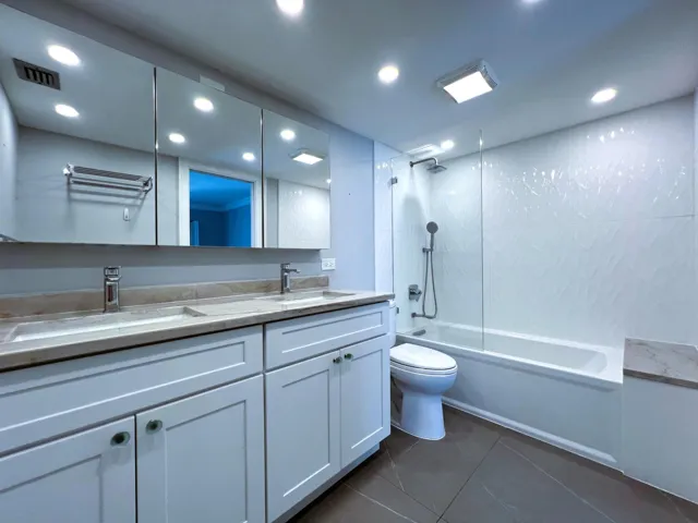 Main Bathroom