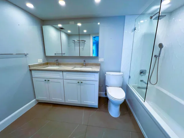 Main Bathroom