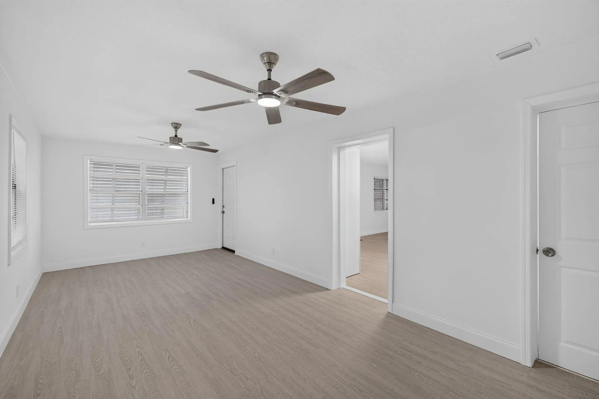 19-web-or-mls-699A1775