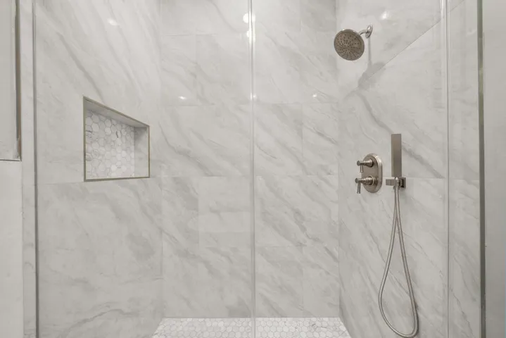 interior - master bathroom 6