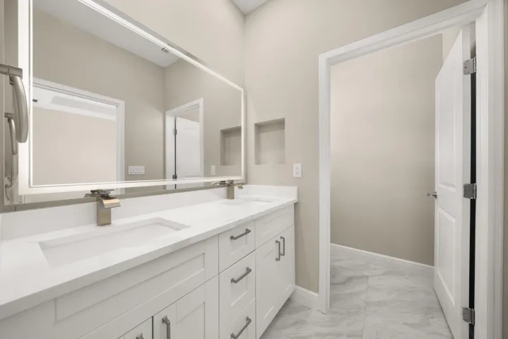 interior - master bathroom 1