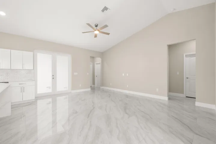 interior - family room 3
