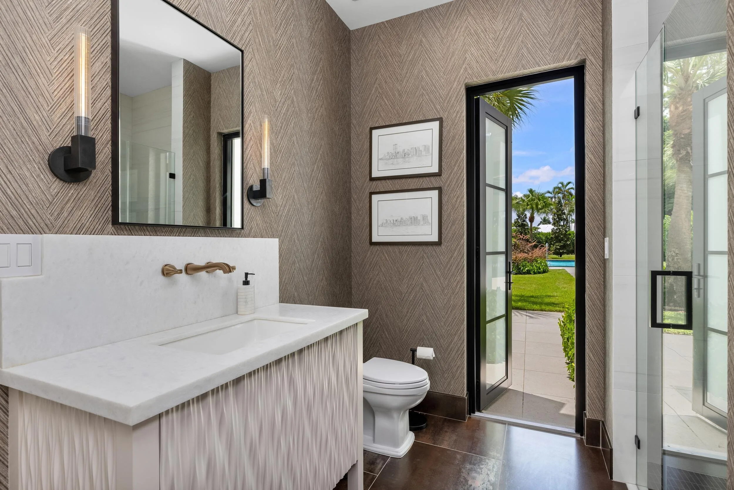 Cabana Bath