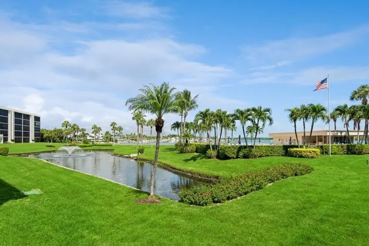 Lake View