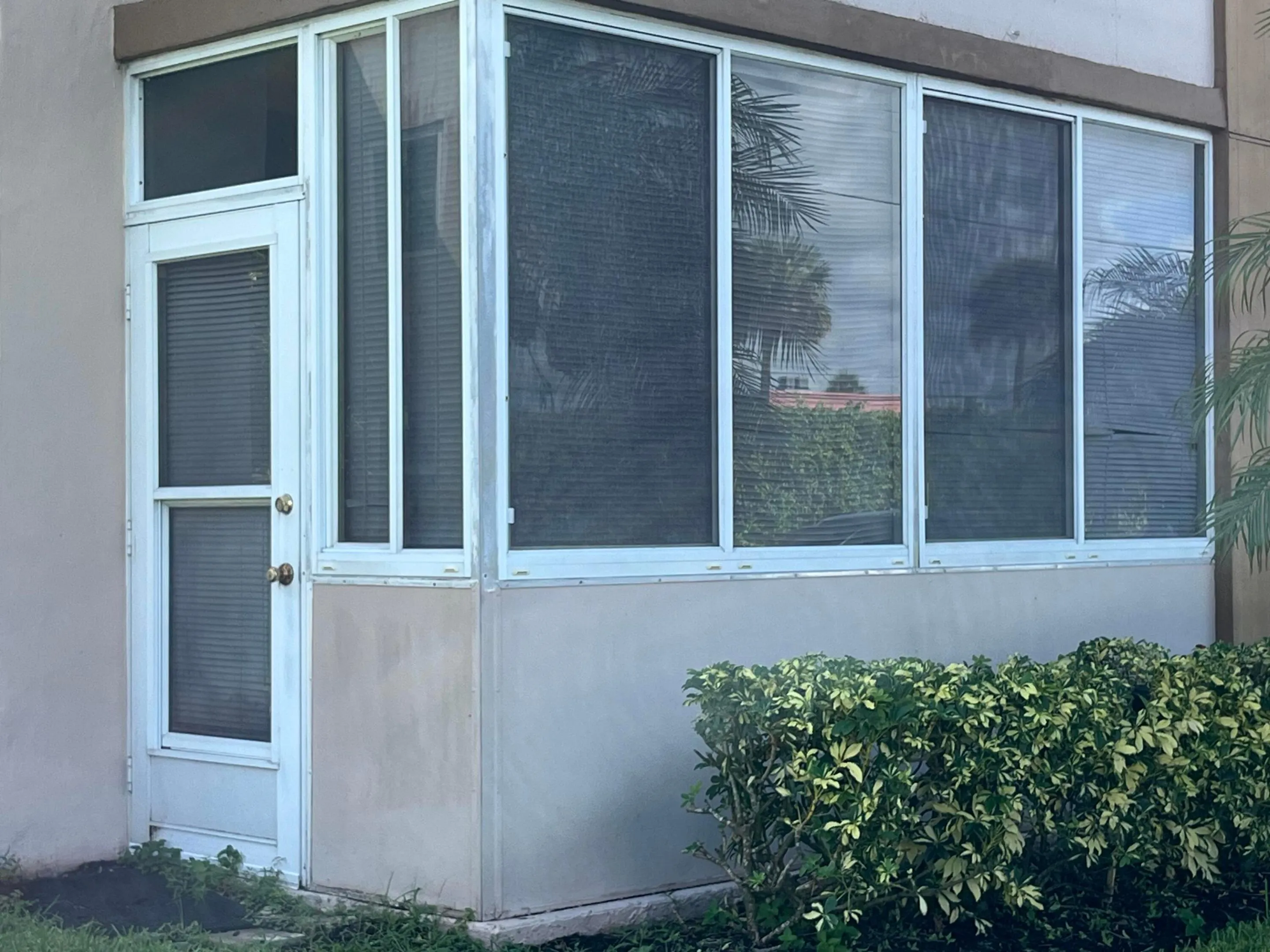 tighter shot of the enclosed rear patio
