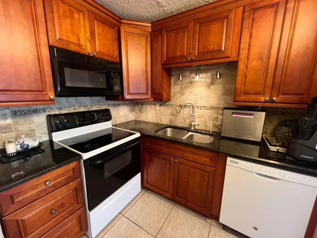 all appliances include mounted microwave and dishwasher