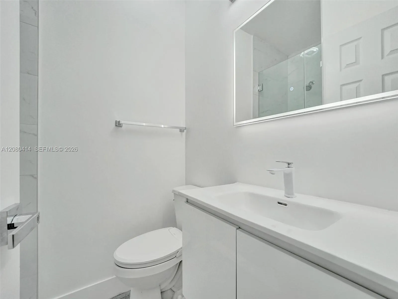 Photo 32