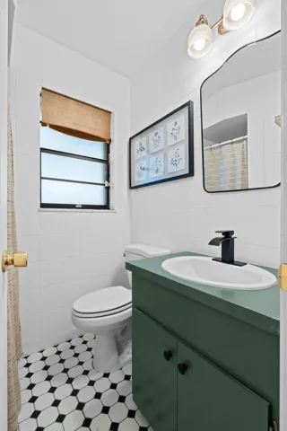 30-web-or-mls-A7400575