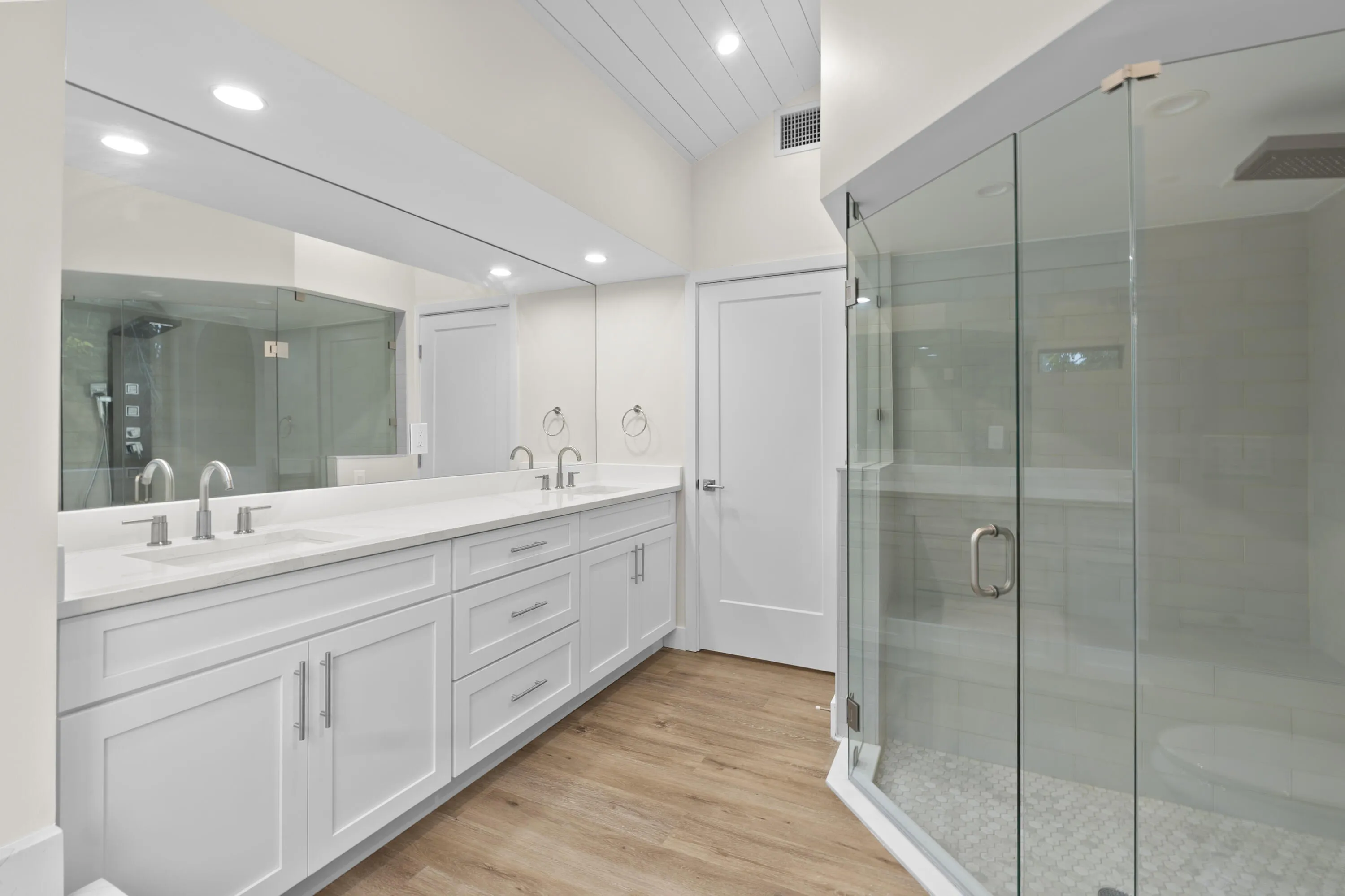 Double vanity