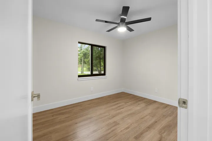 Guest bedroom 2