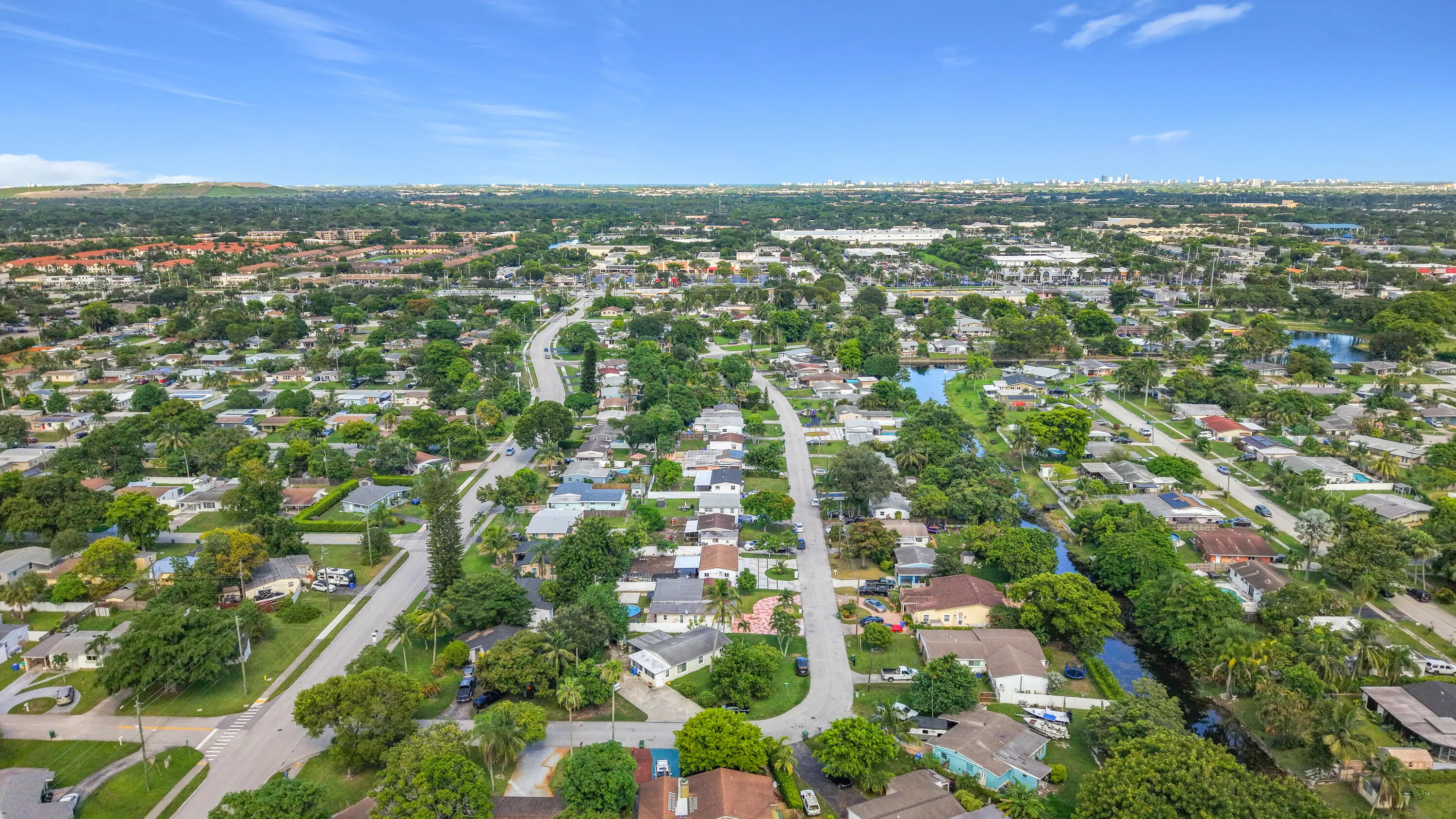 6135 NW 24th Court-43