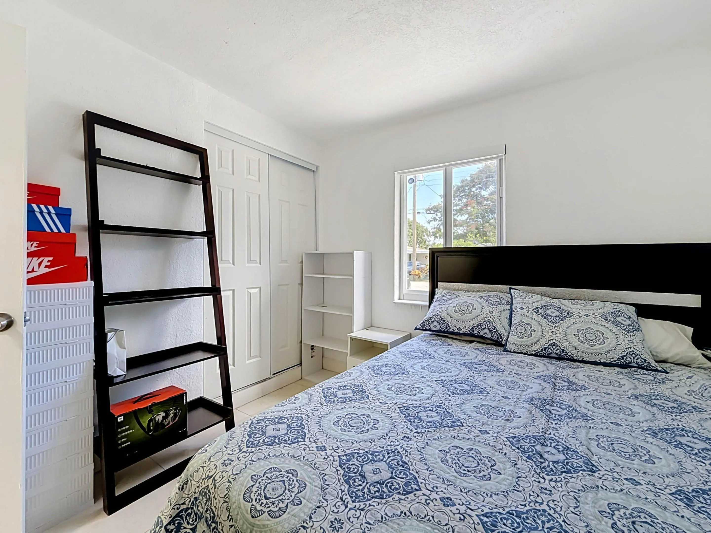 6135 NW 24th Court-23