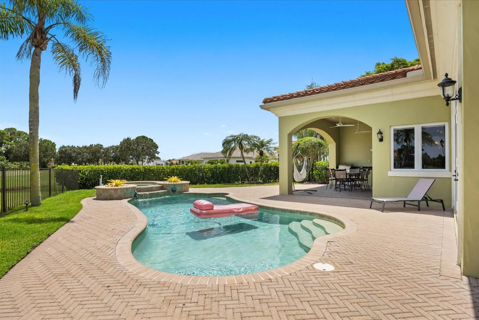 Property photo 42