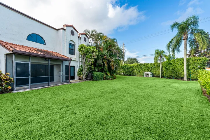 47-web-or-mls-A7400677