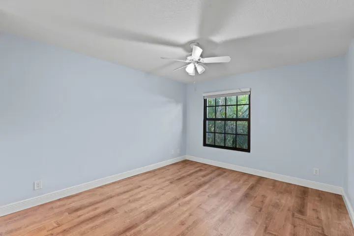 36-web-or-mls-A7400432