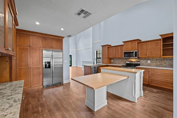 15-web-or-mls-A7400462