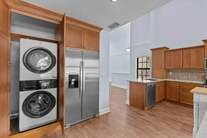14-web-or-mls-A7400486