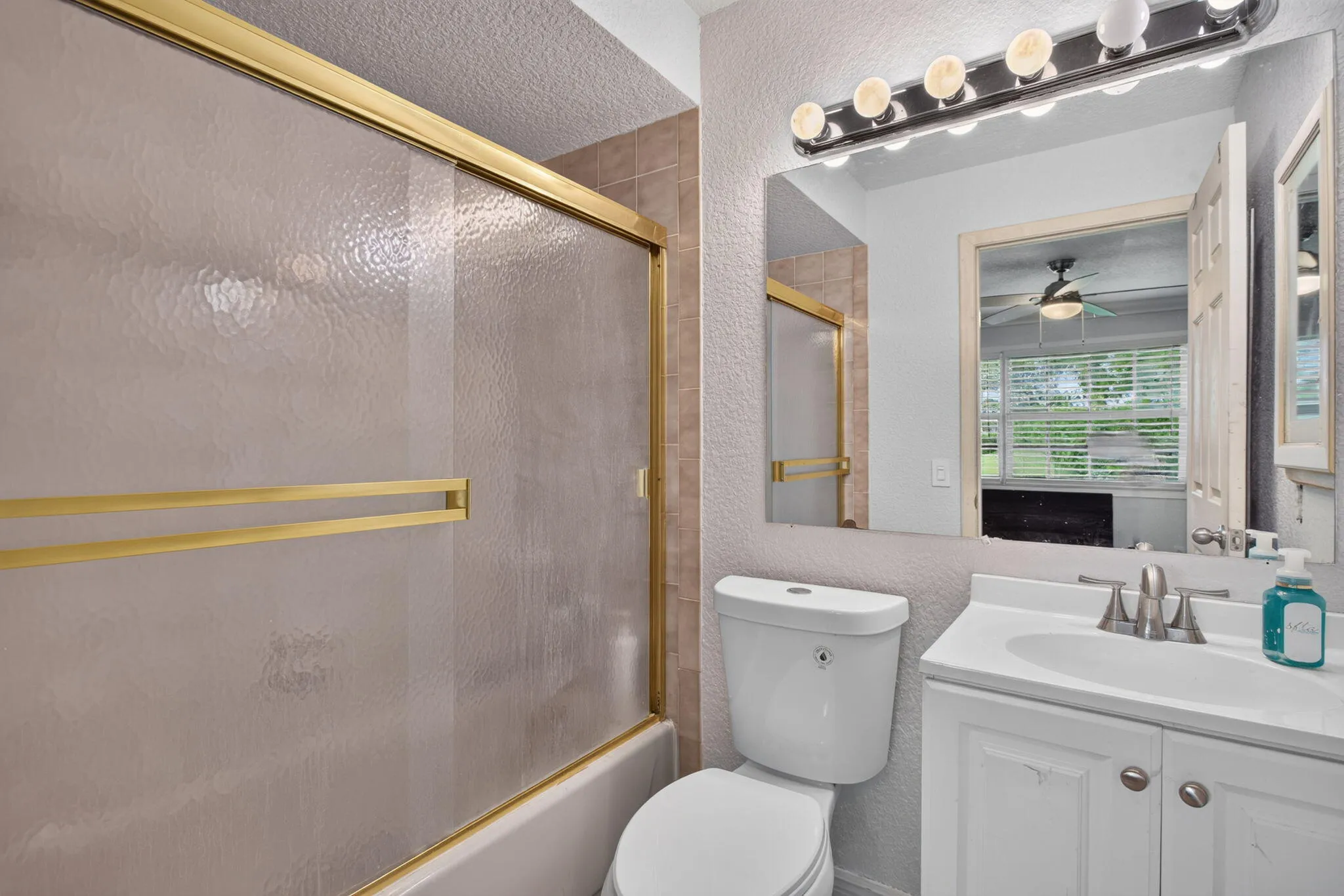 29-web-or-mls-7516 -8321