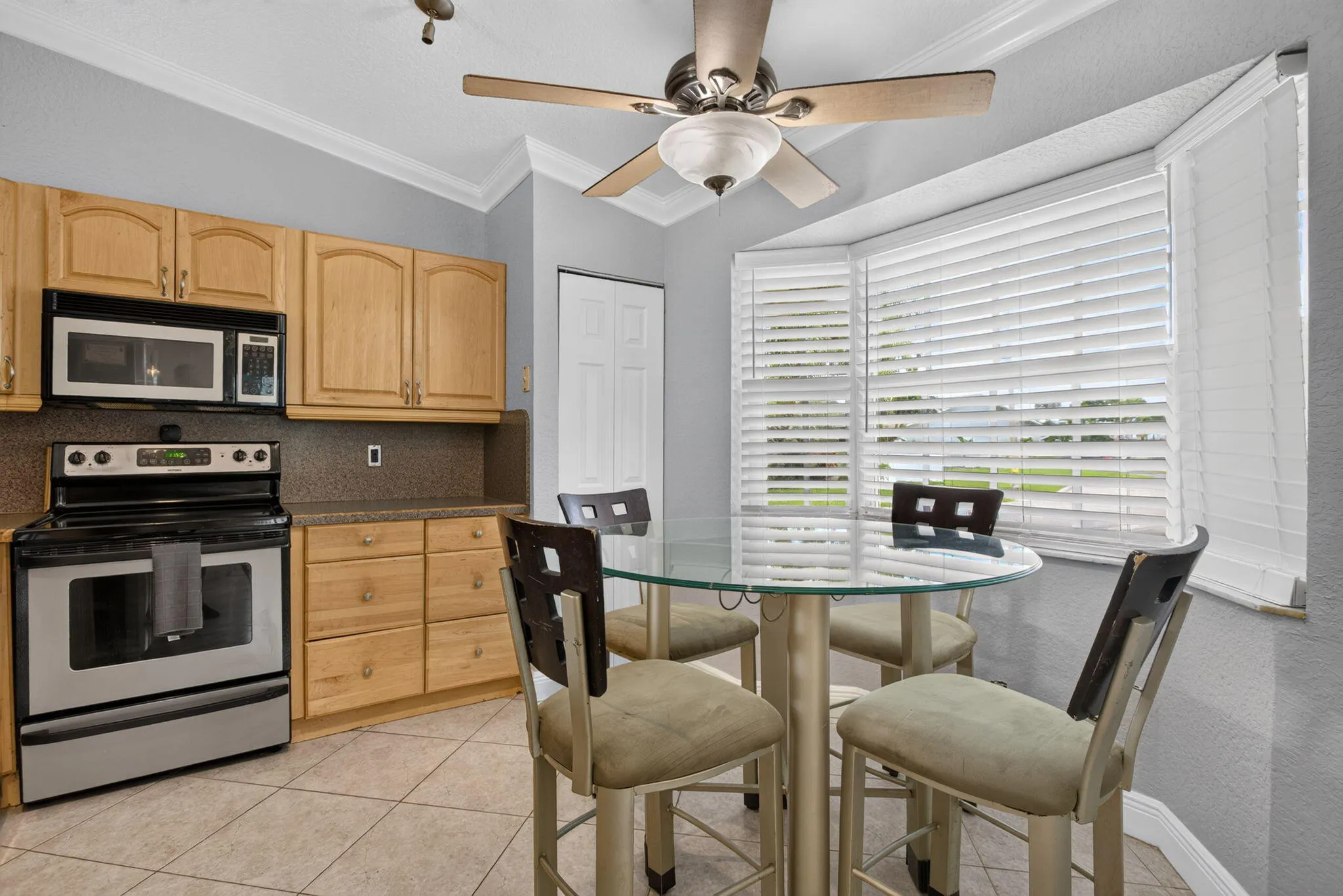 12-web-or-mls-7516 -8231