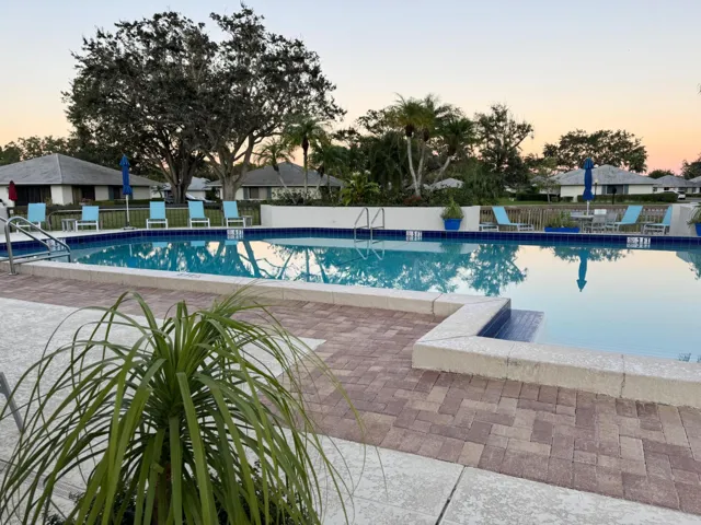 pool 7