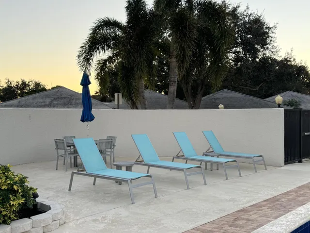 pool 4