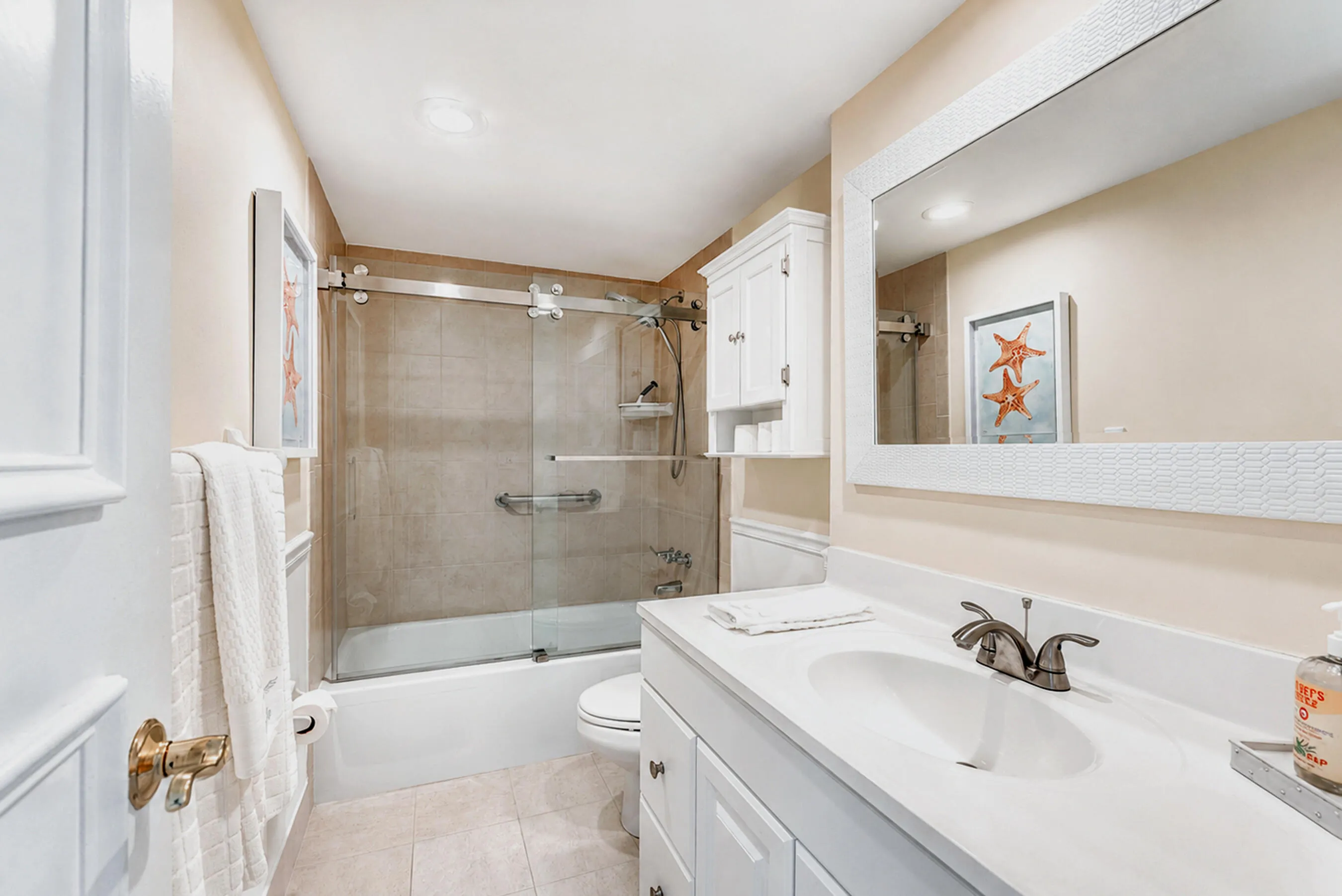 Luxurious bathroom