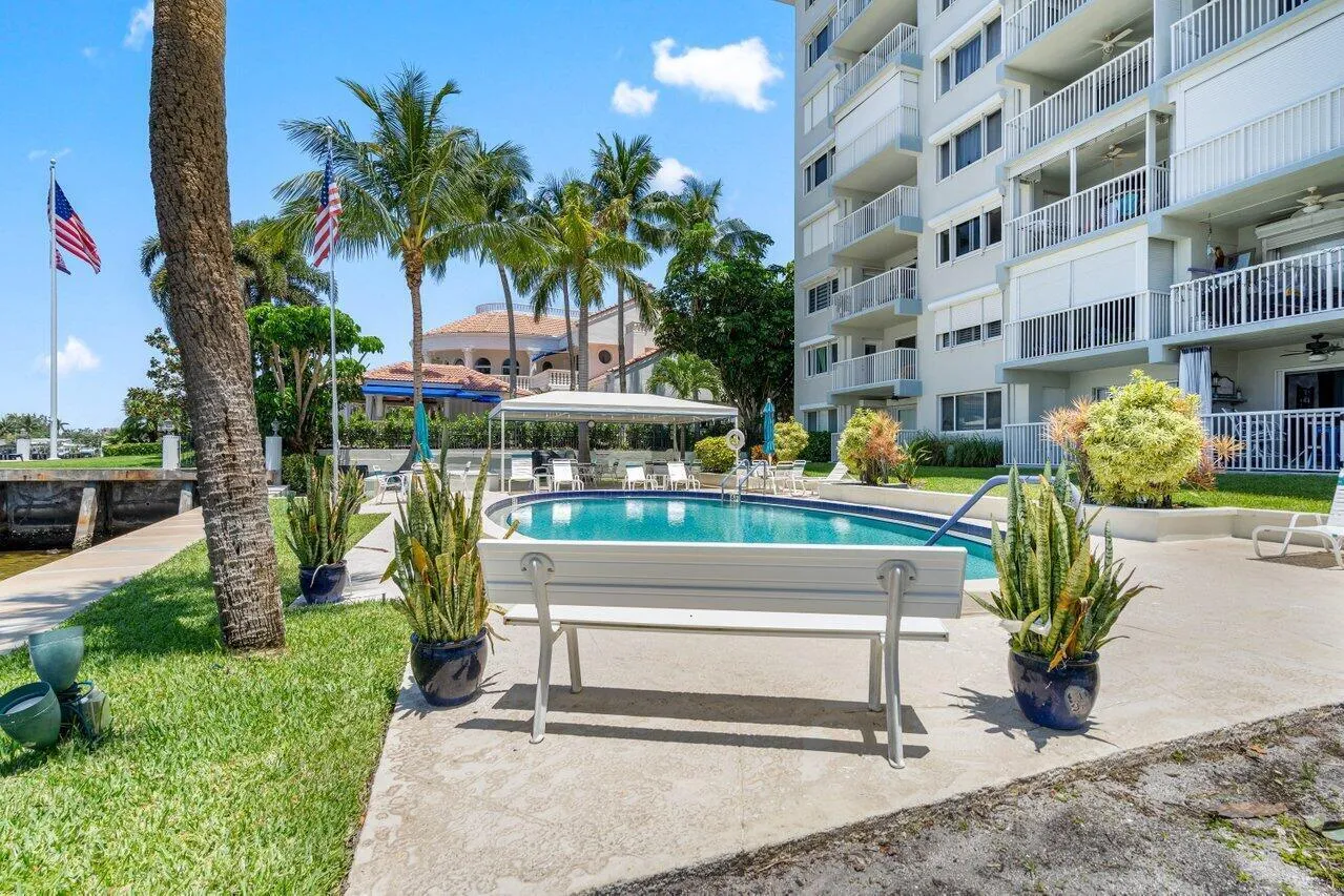 032-629Southeast19thAvenue-702-Deerfield
