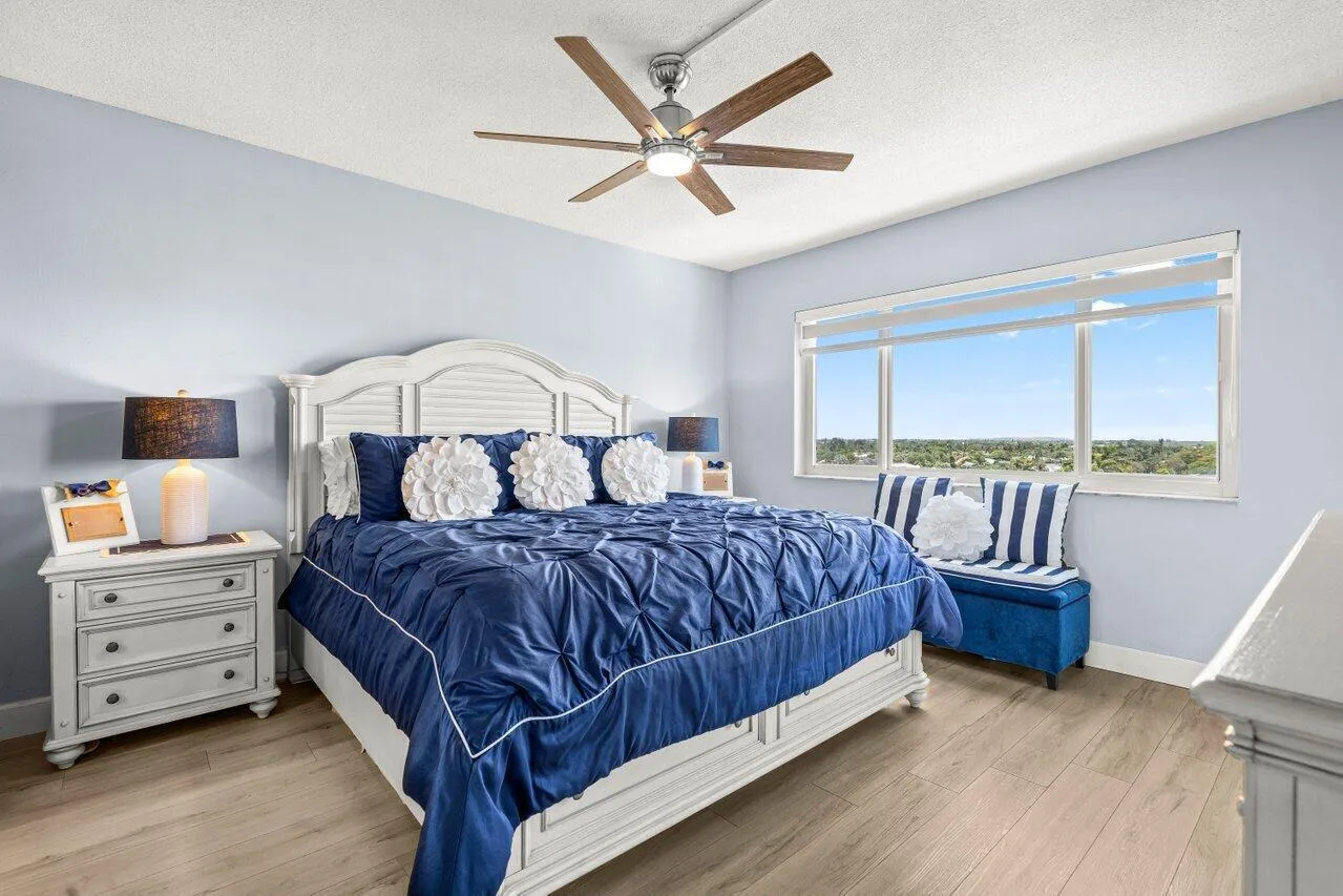 014-629Southeast19thAvenue-702-Deerfield