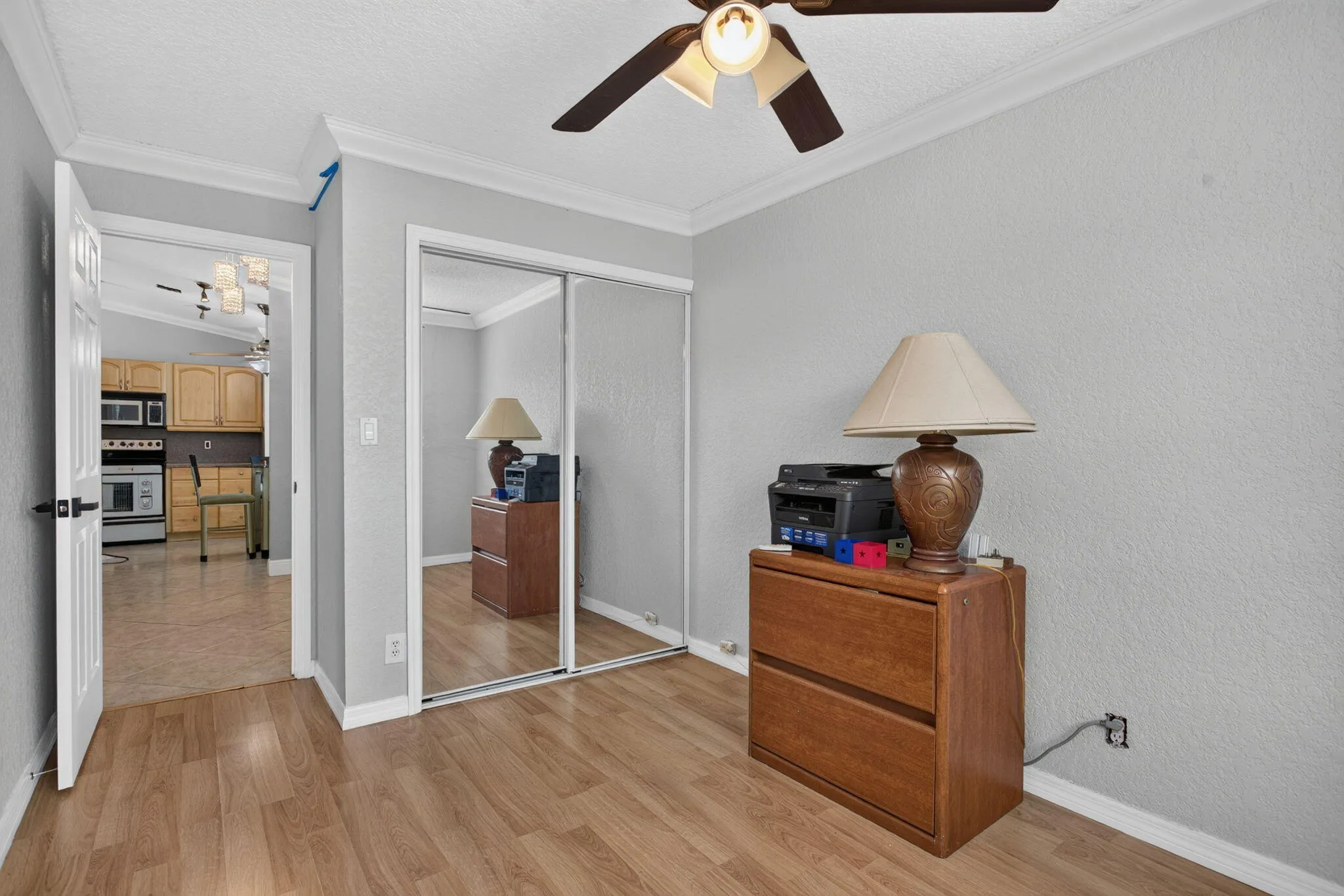 25-web-or-mls-7516 -8301