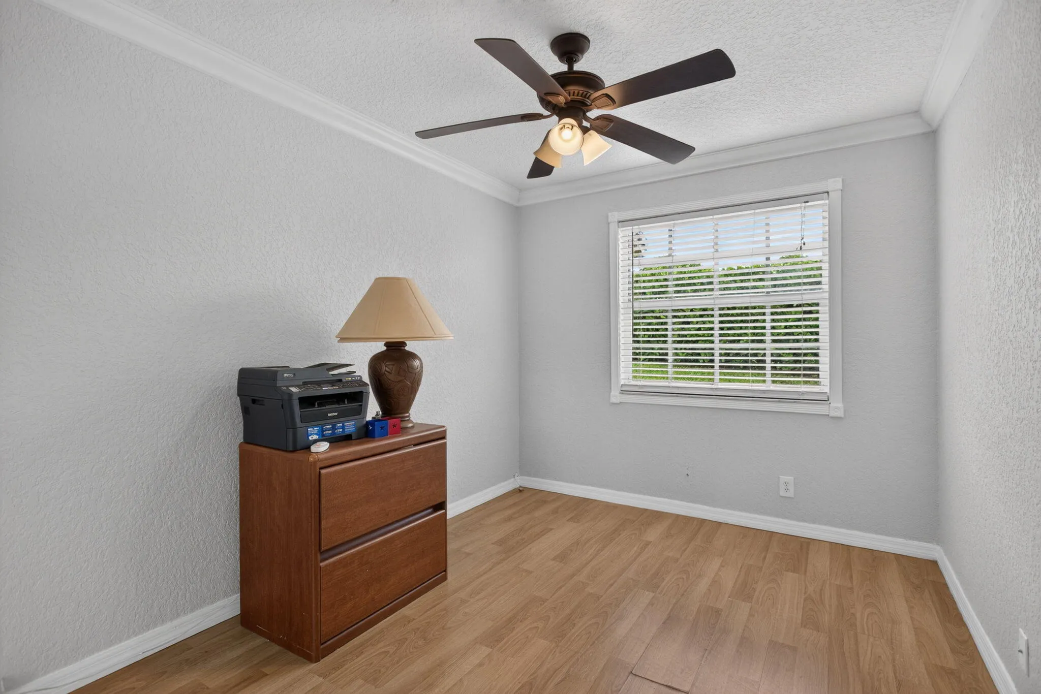 24-web-or-mls-7516 -8297