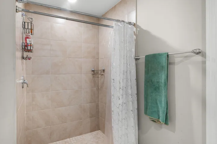 16-web-or-mls-936 SW Harvard Rd - 16
