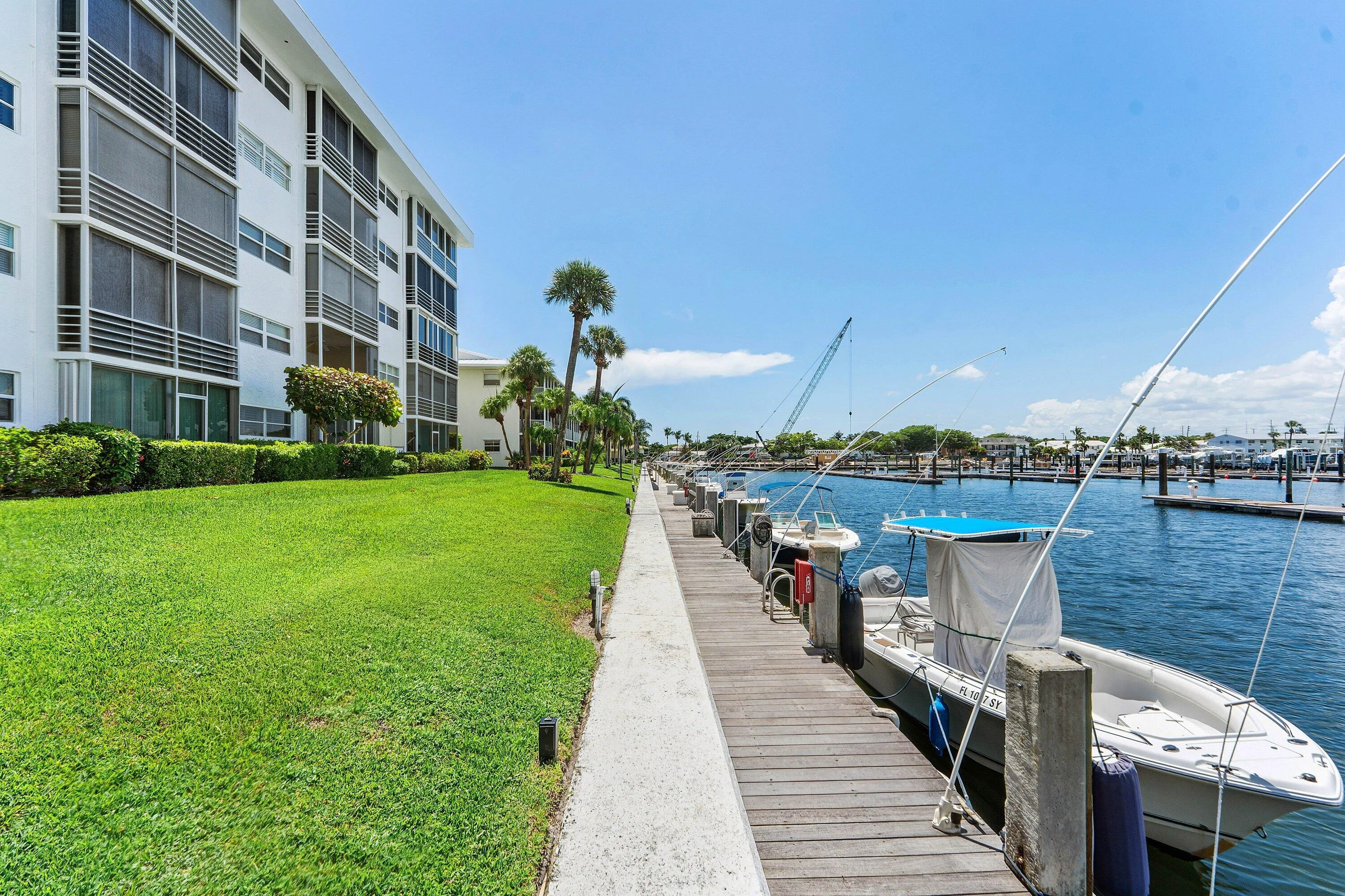 031-29YachtClubDrive-304-NorthPalmBeach-