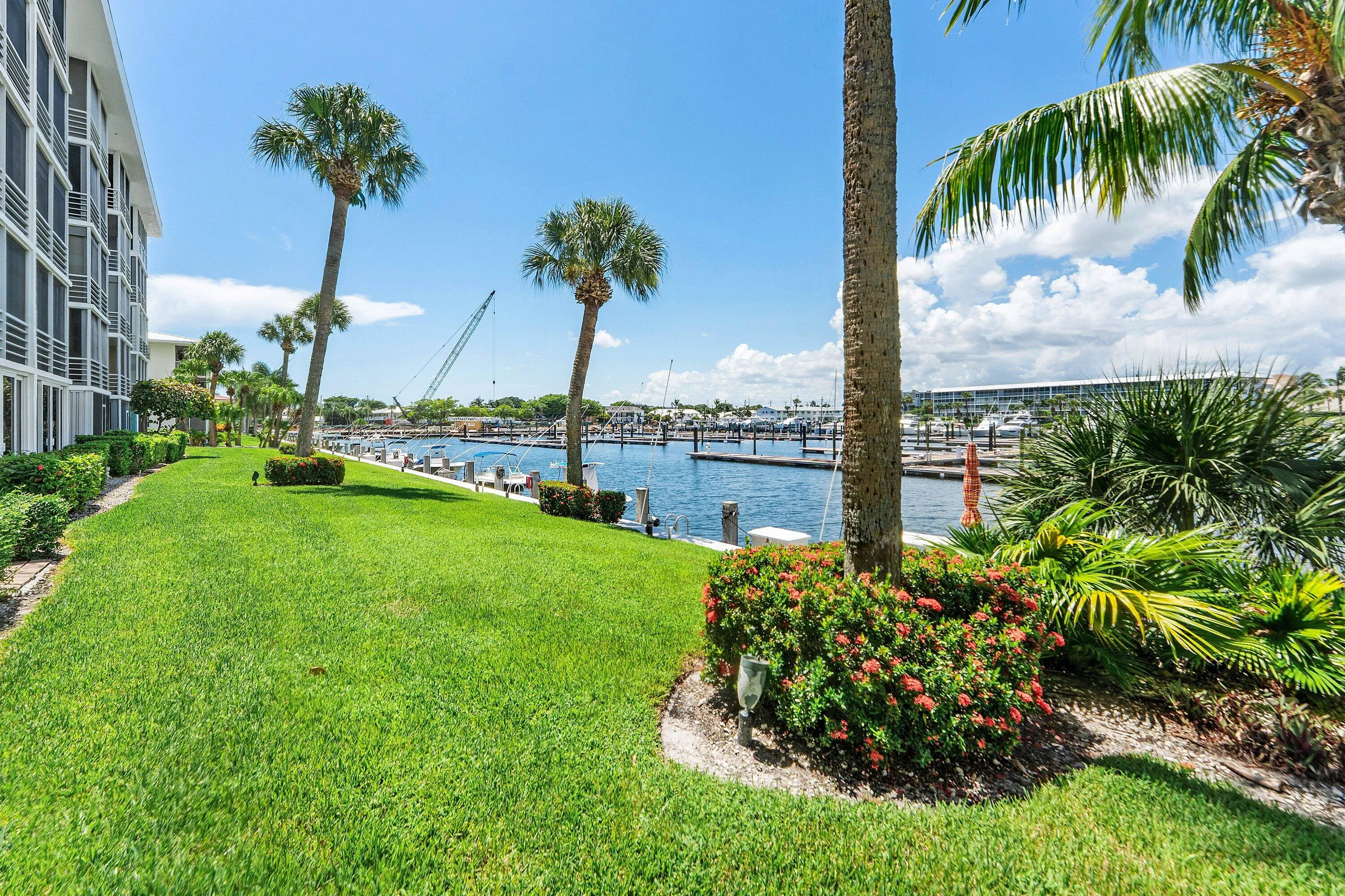 032-29YachtClubDrive-304-NorthPalmBeach-
