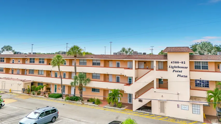 4500 N Federal Highway #315b-6