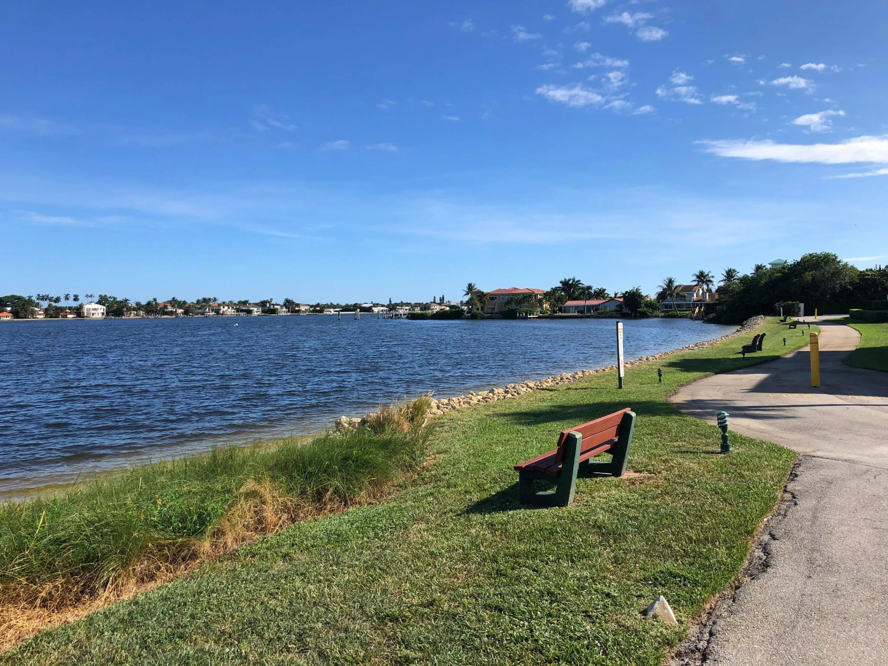 INTRACOASTAL/BEACH