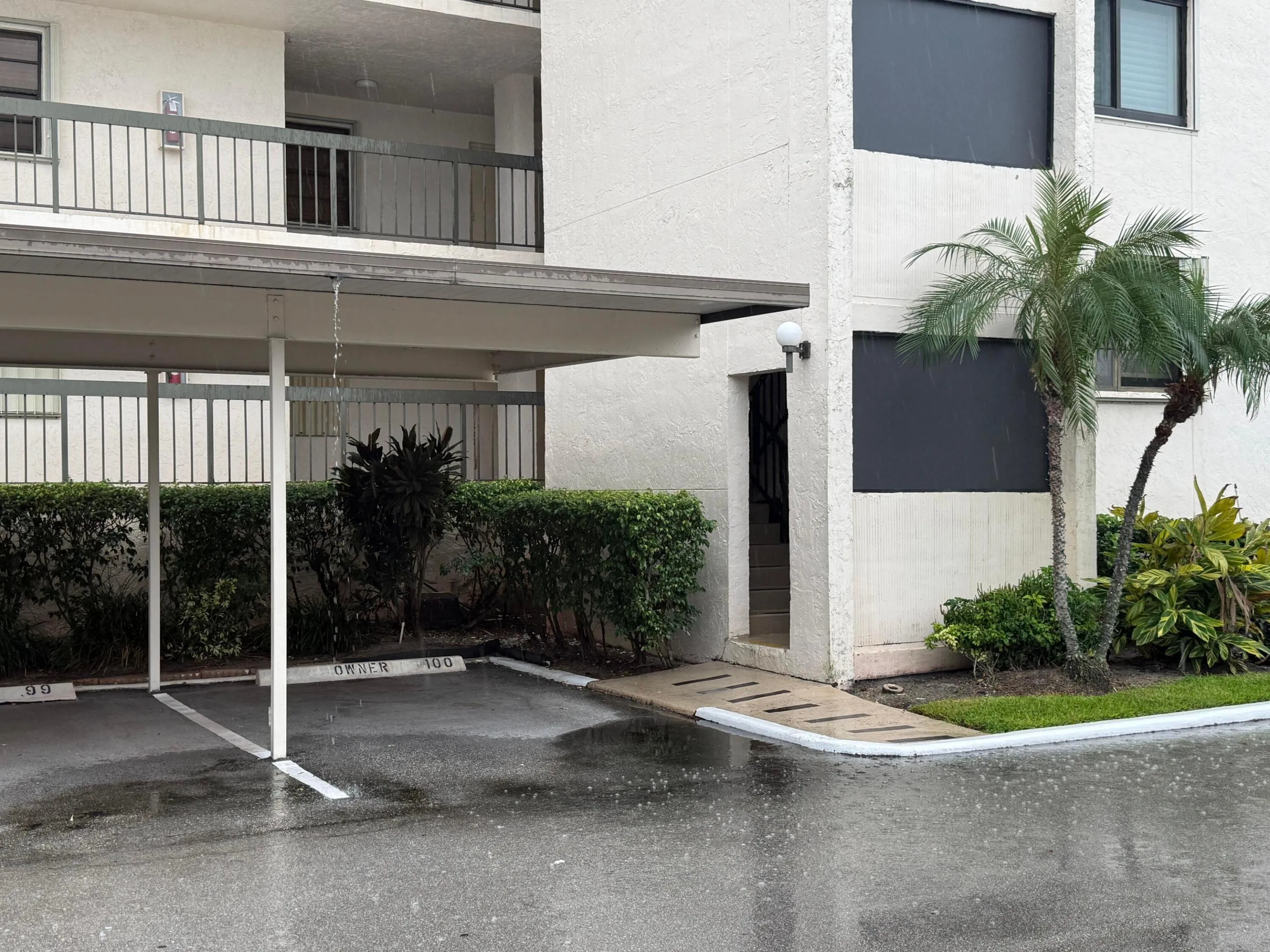 CARPORT PARKING SPACE
