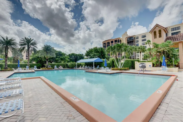 Clubhouse Pool