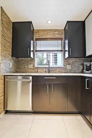 3114 S Ocean Blvd #509 -18