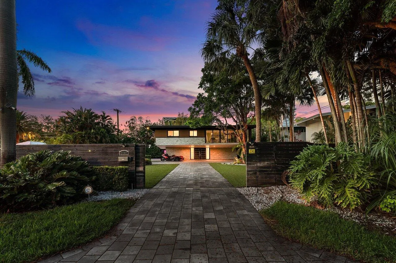 065-2601Northeast8thStreet-FortLauderdal