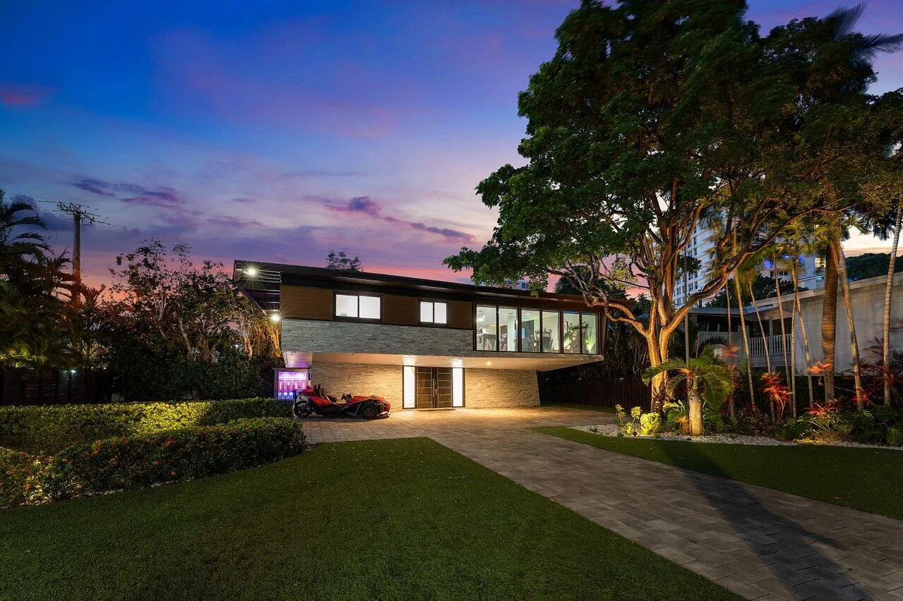 064-2601Northeast8thStreet-FortLauderdal