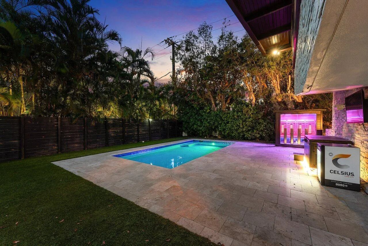 072-2601Northeast8thStreet-FortLauderdal