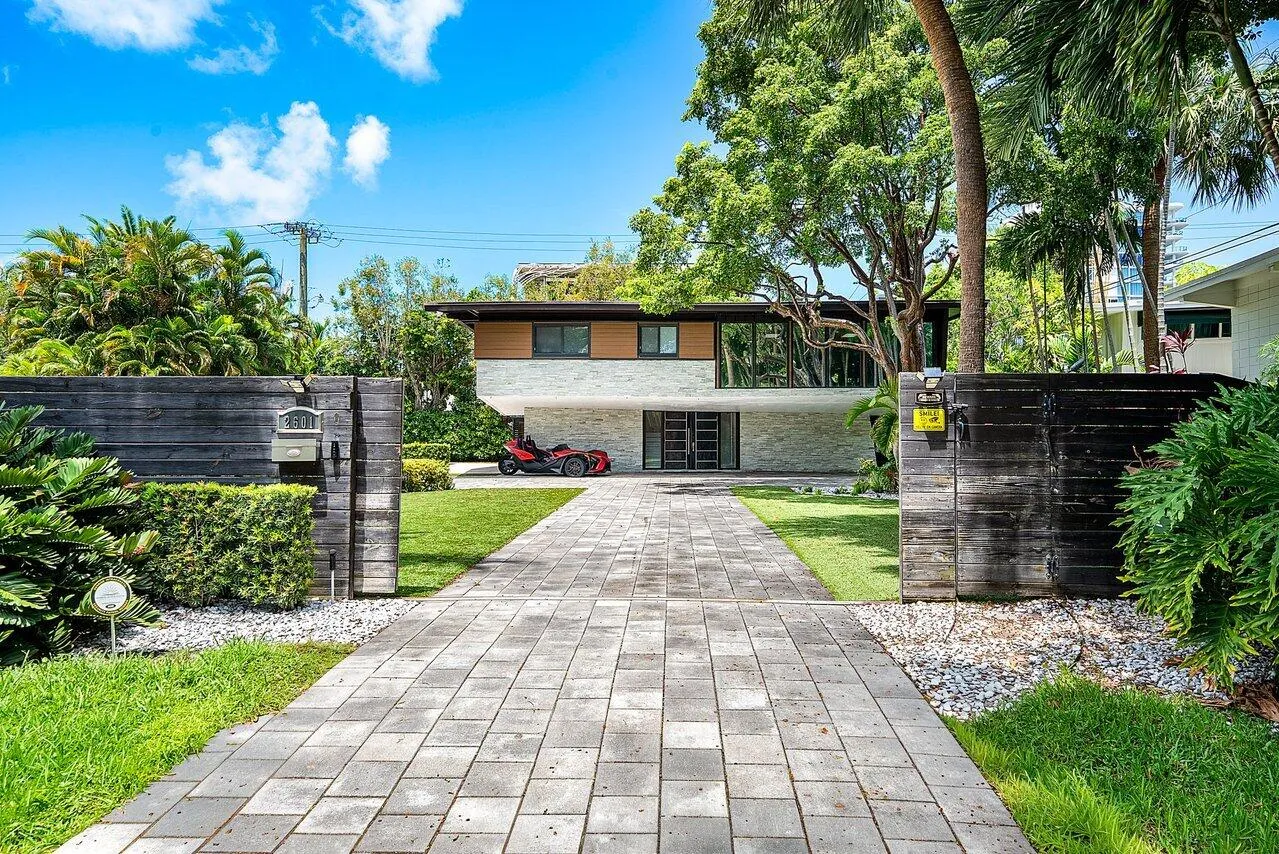 001-2601Northeast8thStreet-FortLauderdal
