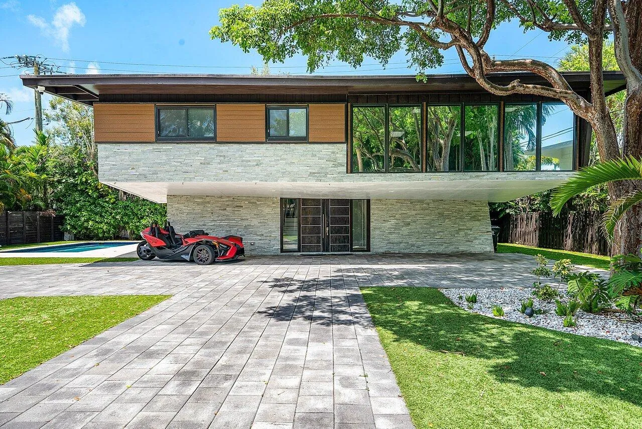 003-2601Northeast8thStreet-FortLauderdal