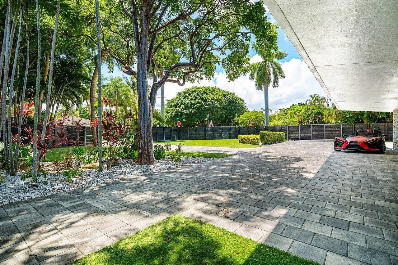 009-2601Northeast8thStreet-FortLauderdal