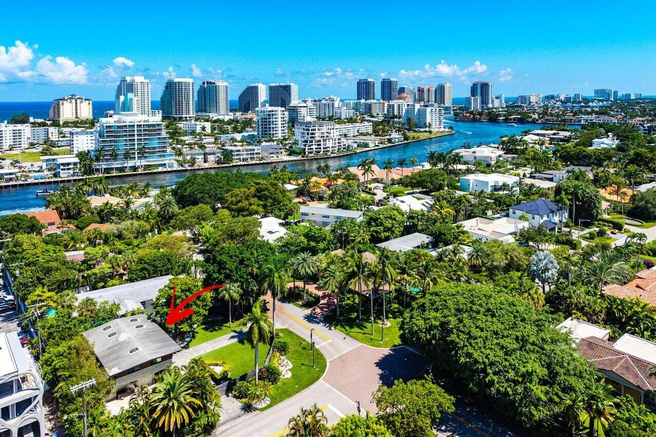 051-2601Northeast8thStreet-FortLauderdal