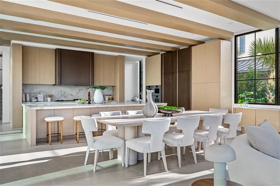 dash_DINING_ROOM_ANGLE_DETAIL