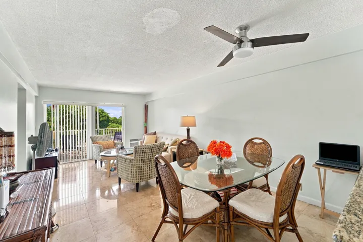05_dining area