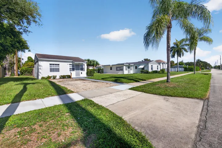 44-web-or-mls-5D1A3707