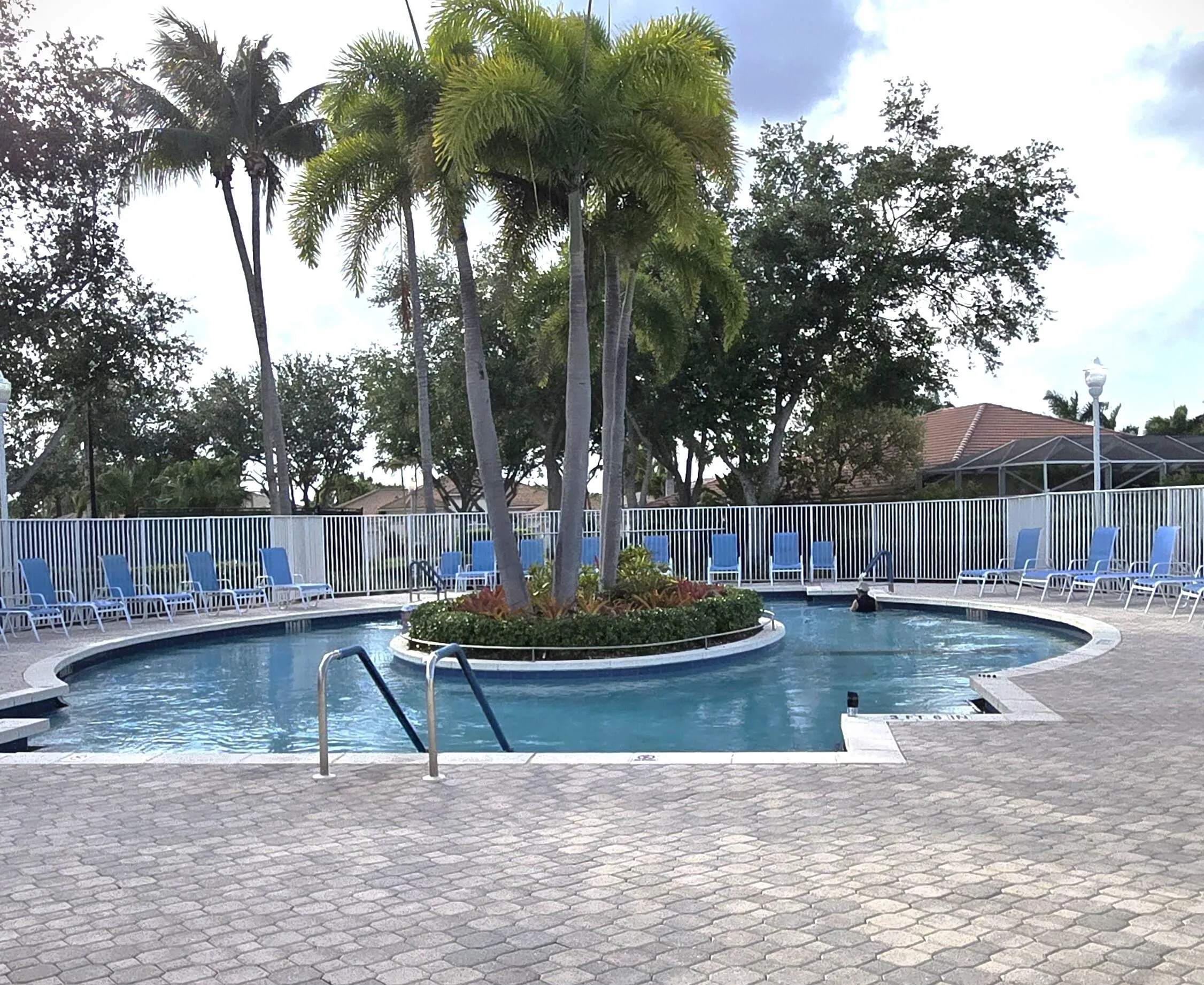 Resistance pool