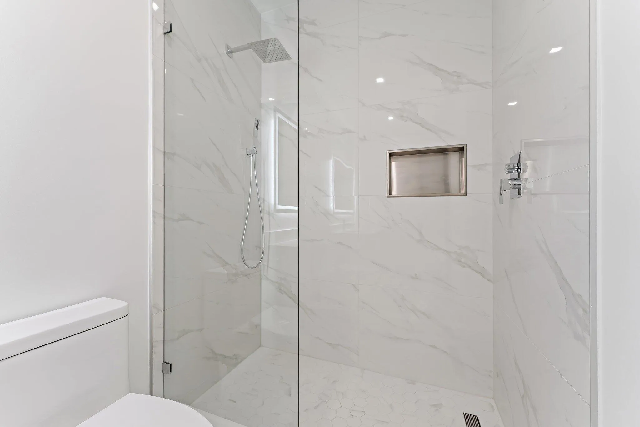 063-220LakeShoreDr-1219-WestPalmBeach-SM